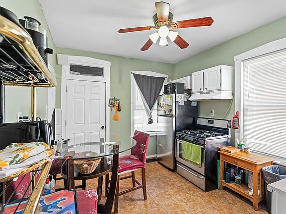5th image of 3220 W 65th St