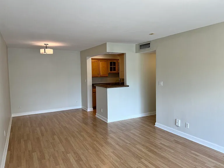 1515 E Broward Blvd #305 — Photo 4