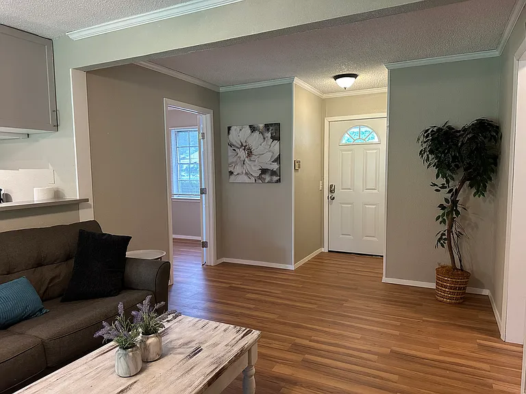 1607 Sagebrush Trl — Photo 47
