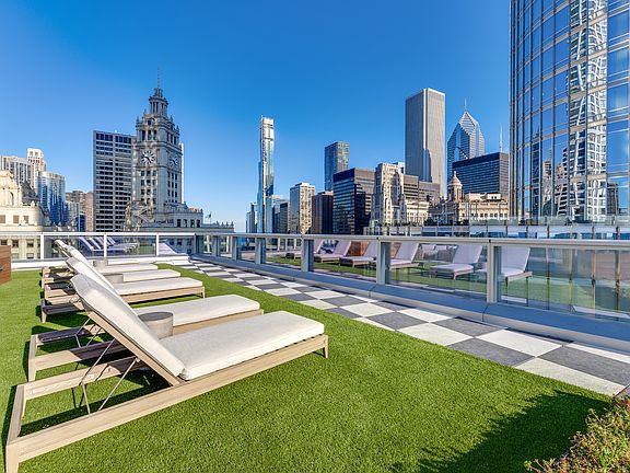 Renelle Rooftop