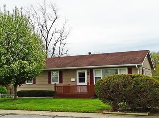 409 5th St, Weston, MO 64098