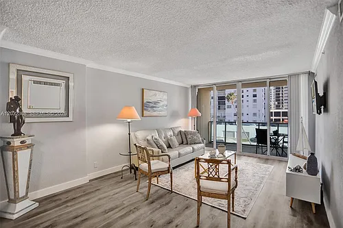 2501 S Ocean Dr Photo 1