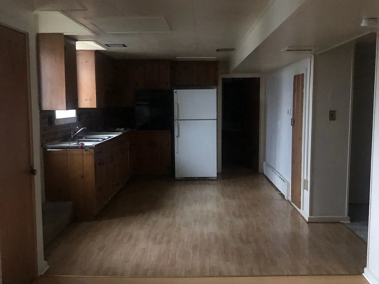 2 bed, 650 sqft, $900 — Photo 2
