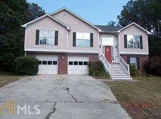 4951 Cliff Top Dr, Loganville, GA 30052