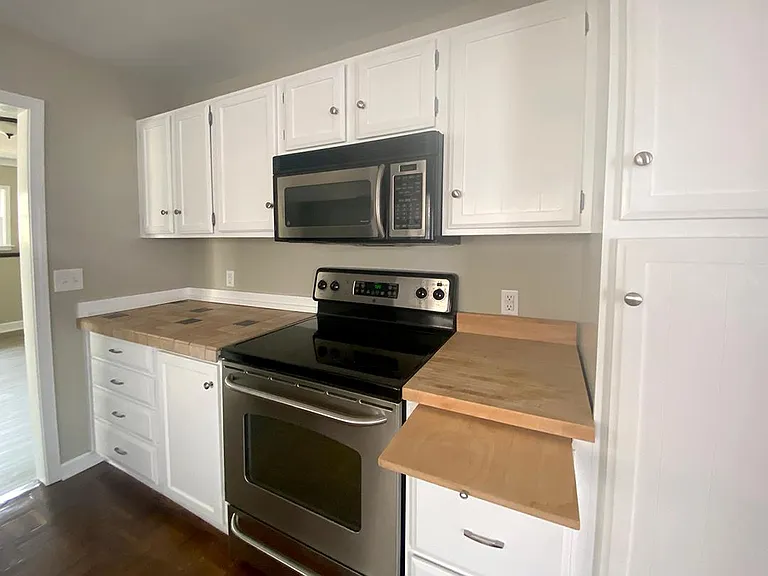 9239 McGee St — Photo 16