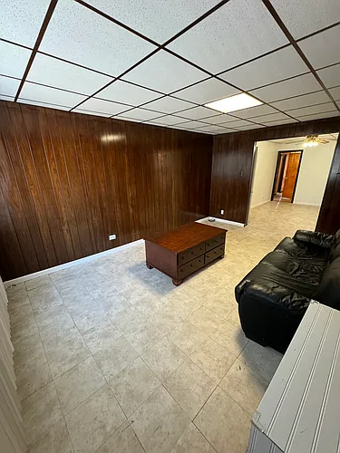 381 Woodlawn Ave #2 Photo 1