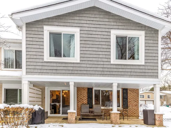 452 Kennedy Pl, Vernon Hills, IL 60061