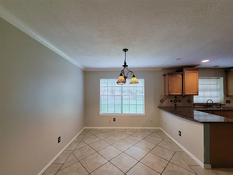 17207 Meadow Heights Dr — Photo 9