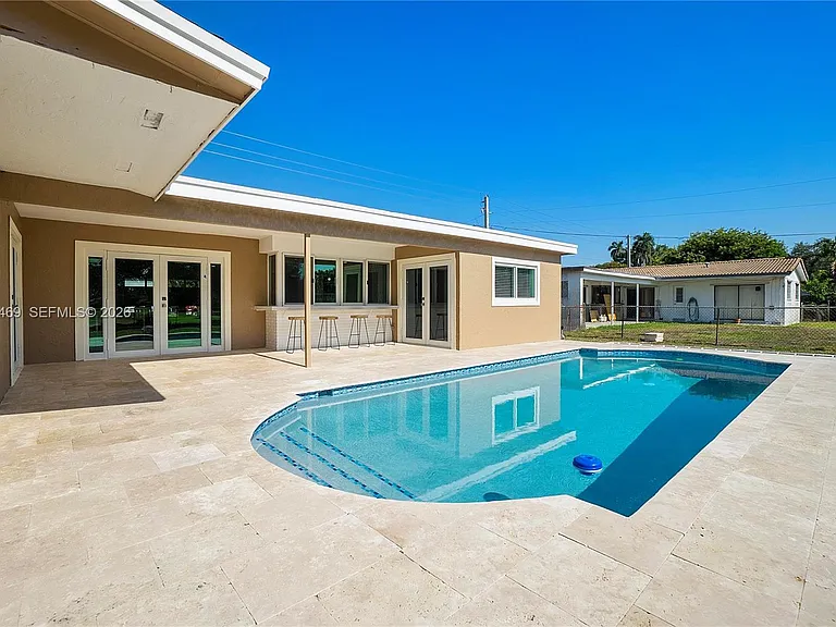 4914 SW 90th Ave — Photo 32
