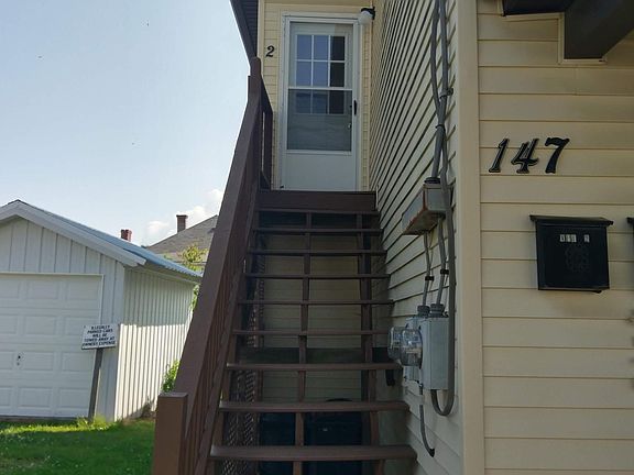 2nd image of 147 W Mechanic St #2