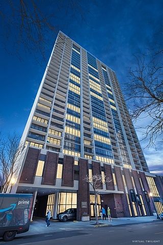 1st image of 1636 N Wells St APT 2712