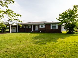 1123 Hillandale Dr, Tuscumbia, AL 35674