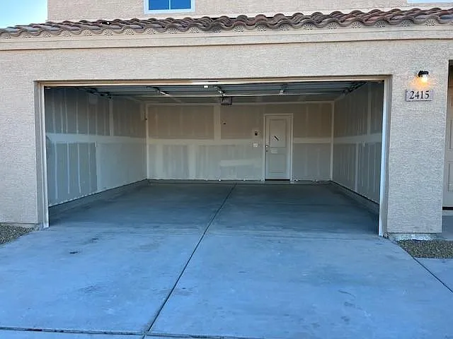 2415 Village Dr — Photo 43