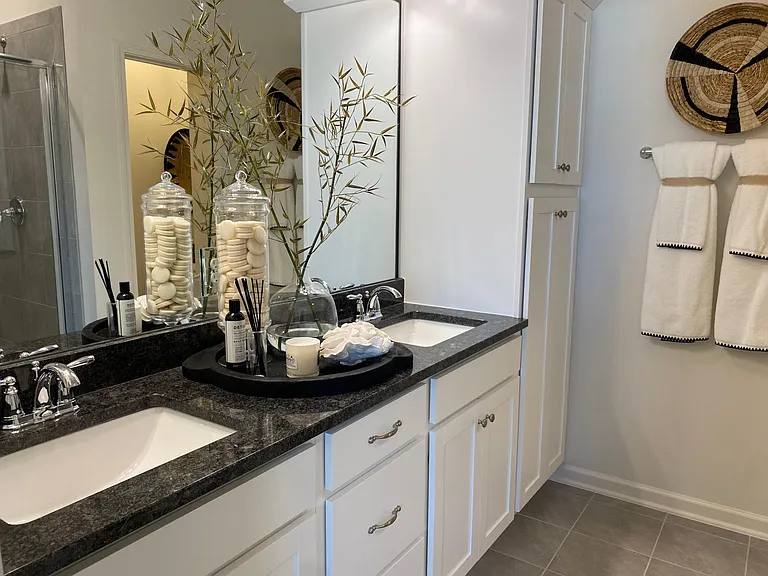 1258 Commack Dr — Photo 14