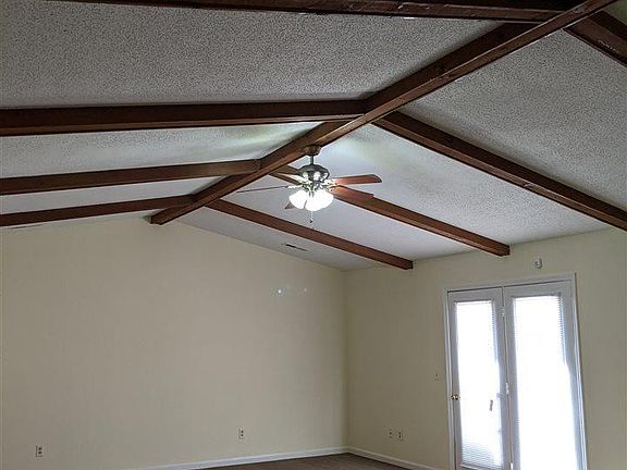 3rd image of 200 S Elton Cir
