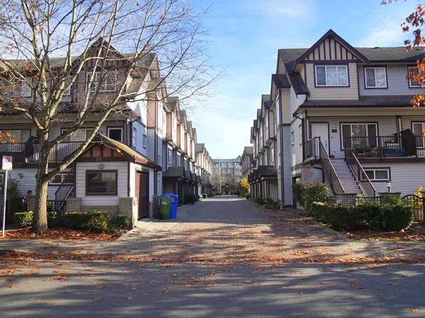 7700 Abercrombie Dr #8, Richmond, BC V6Y 3X8