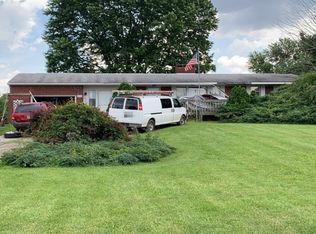 1524 Olivesburg Rd, Mansfield, OH 44905