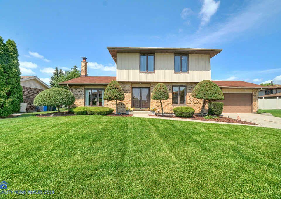 1st image of 15222 Regent Dr