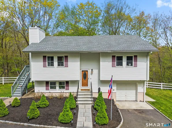1118 Spindle Hill Road, Wolcott, CT 06716