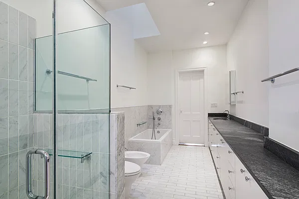 Rented by Sotheby's International Realty | media 24