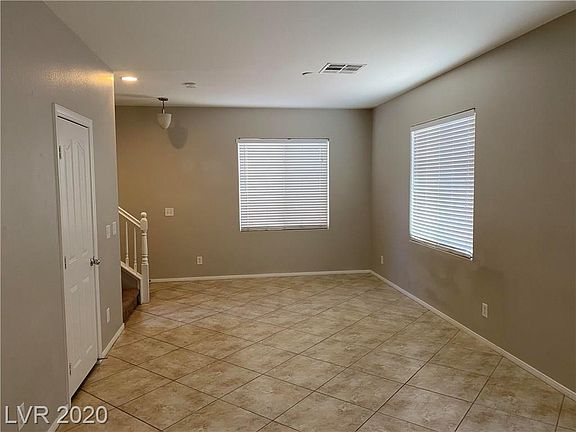 5th image of 8909 Trickling Springs Ct