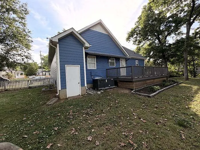709 Winter Haven Ct — Photo 12