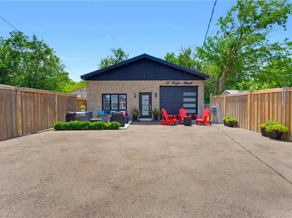 33 Elgin St, Brantford, ON N3R 1E5