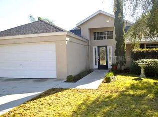 5015 Abaco Dr, Tavares, FL 32778