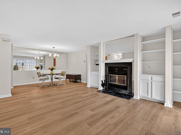 4th image of 10204 Ashbrooke Ct Suite 10