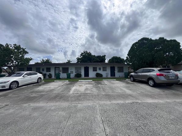 598 Douglas Rd APT 3