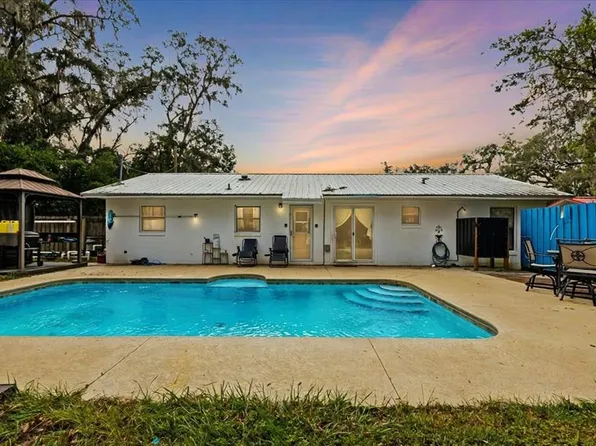 312 NE 4th Ave, Williston, FL 32696