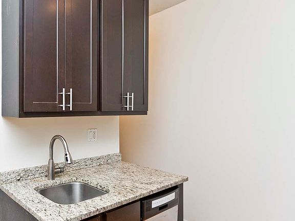 2nd image of 2175 W Giddings St #21751