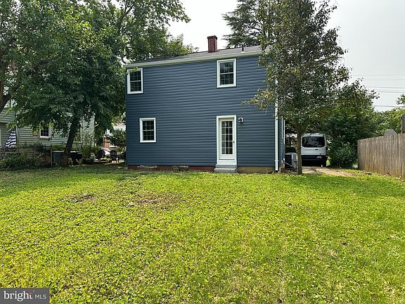 2nd image of 2026 Norhurst Way N