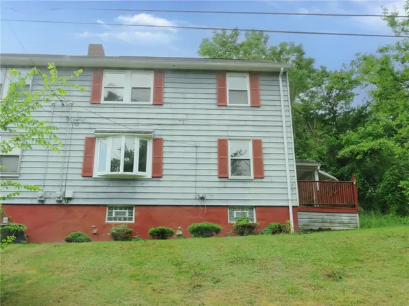 289 Sheridan Ln, Nemacolin, PA 15351