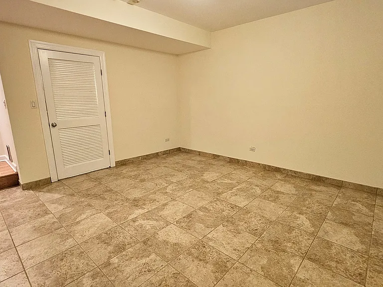509 N Hartland Ct #1S — Photo 15