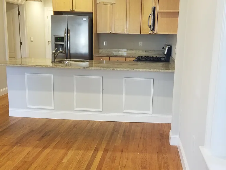 396 Norfolk St #1 — Photo 7