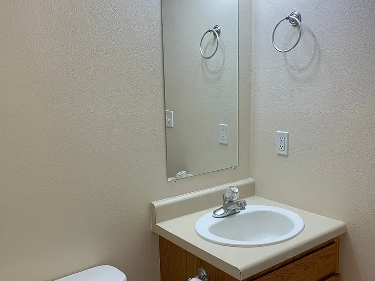 19817 Sackett Ln — Photo 11