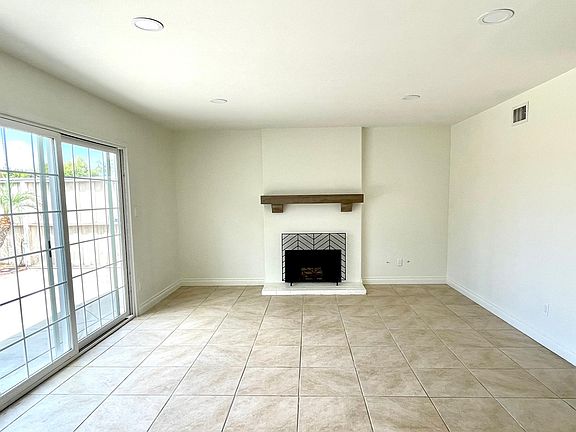 3rd image of 4182 Quapaw Ave