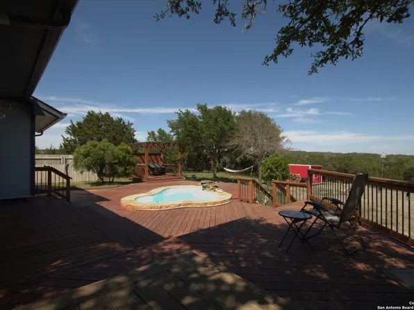 354 THOROUGHBRED, Spring Branch, TX 78070