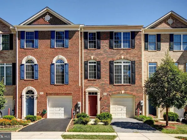 8910 Dawson Manor Dr, Ellicott City, MD 21043