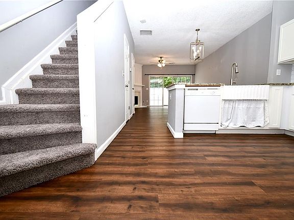 2nd image of 233 Buckland Dr