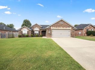 1806 SW Sequoia St, Bentonville, AR 72713