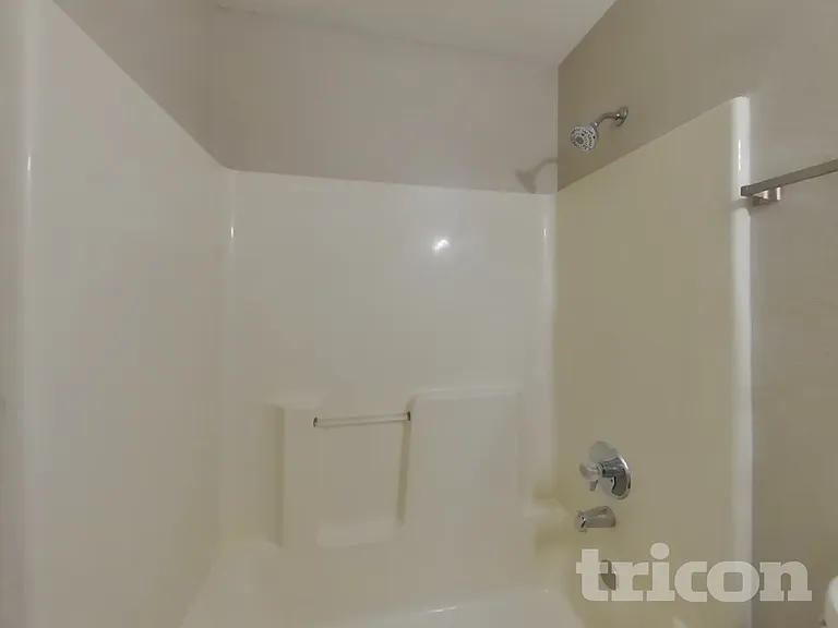 111 Silverberry Ct — Photo 14