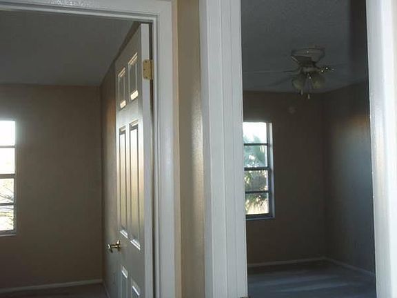 4th image of 2424 Swailes Dr APT 1