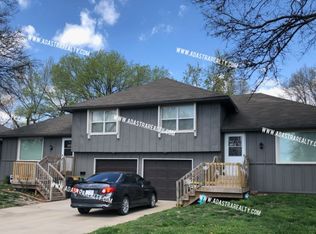 210 Brookside Dr, Paola, KS 66071
