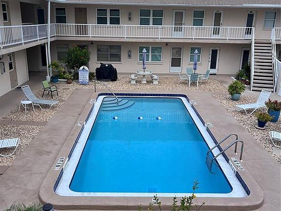 2nd image of 509 W Venice Ave APT 102
