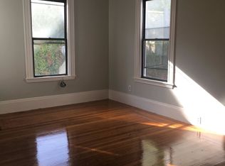 10 Saunders St, Allston, MA 02134
