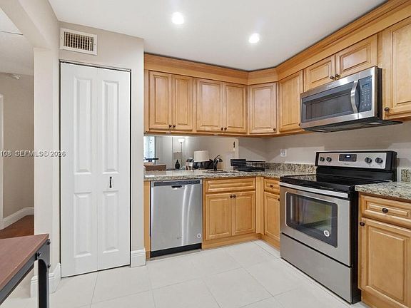 4th image of 8826 W McNab Rd APT 304