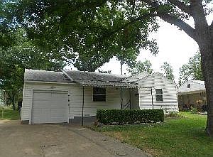 2nd image of 710 NE 22nd St