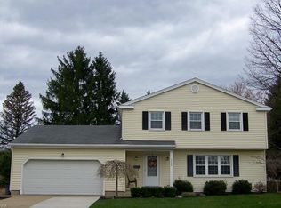 7749 Indian Trl, Poland, OH
